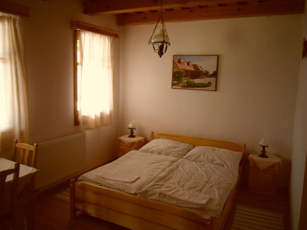 Nosztalgia Vendeghaz Hotel ซาลาแอแกร์แซค ห้อง รูปภาพ
